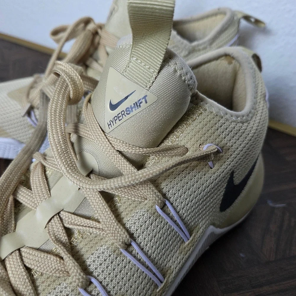 Nike Hypershift TB basketball‎ shoes tan sneakers womens size 8.5